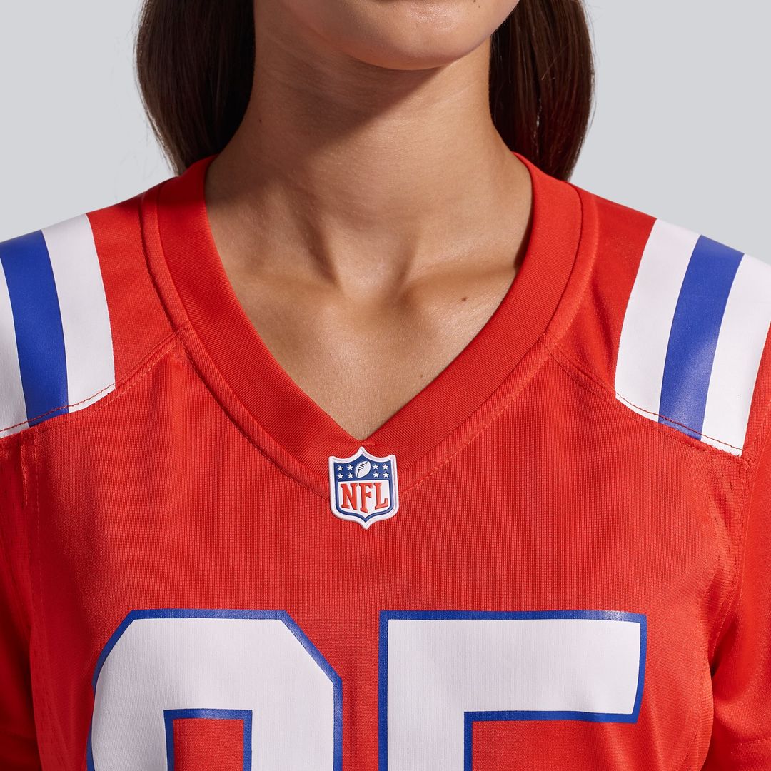 Hunter Henry New England Patriots Women's Team Jersey - Red