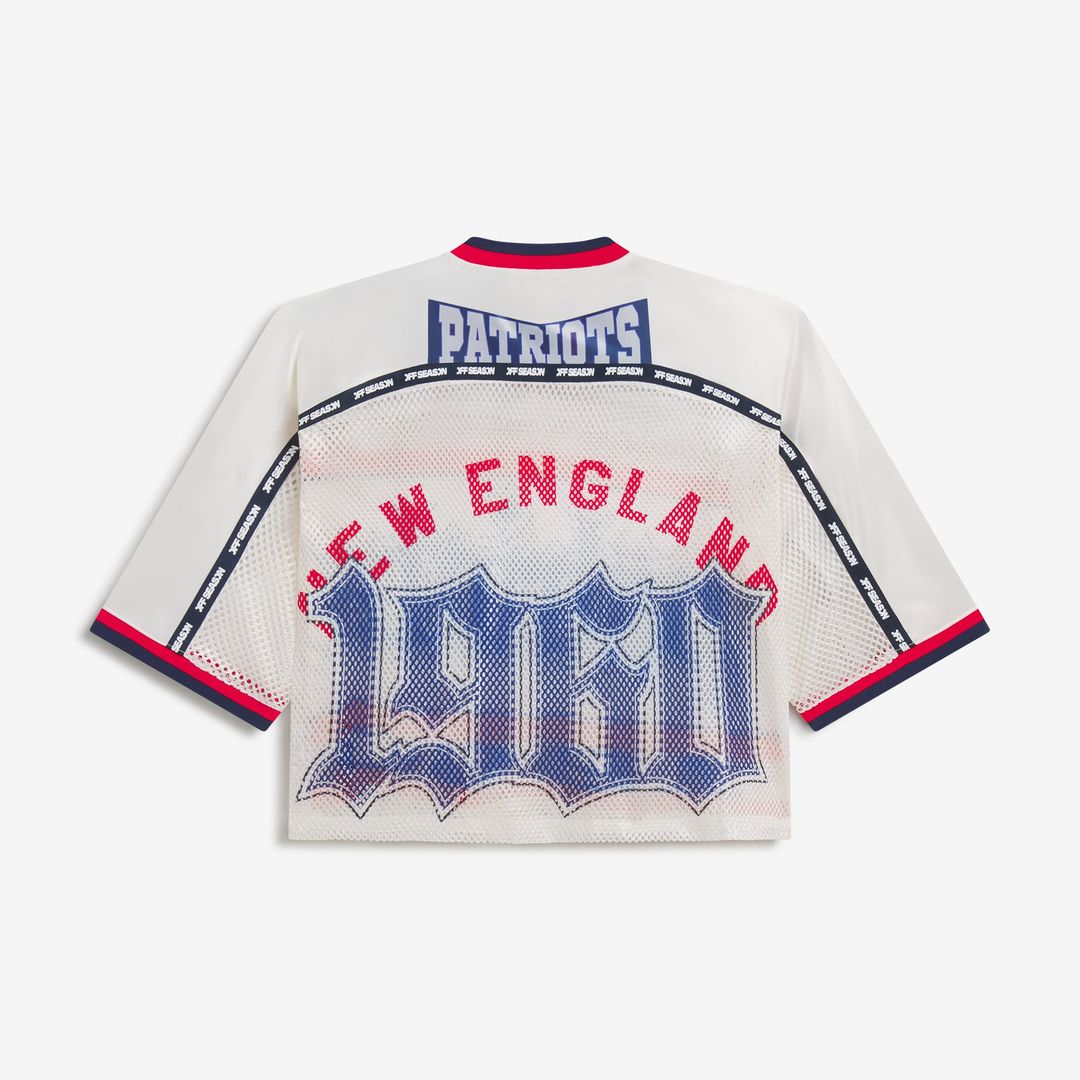 New England Patriots Women's Cropped Mesh V-Neck Top - Cream