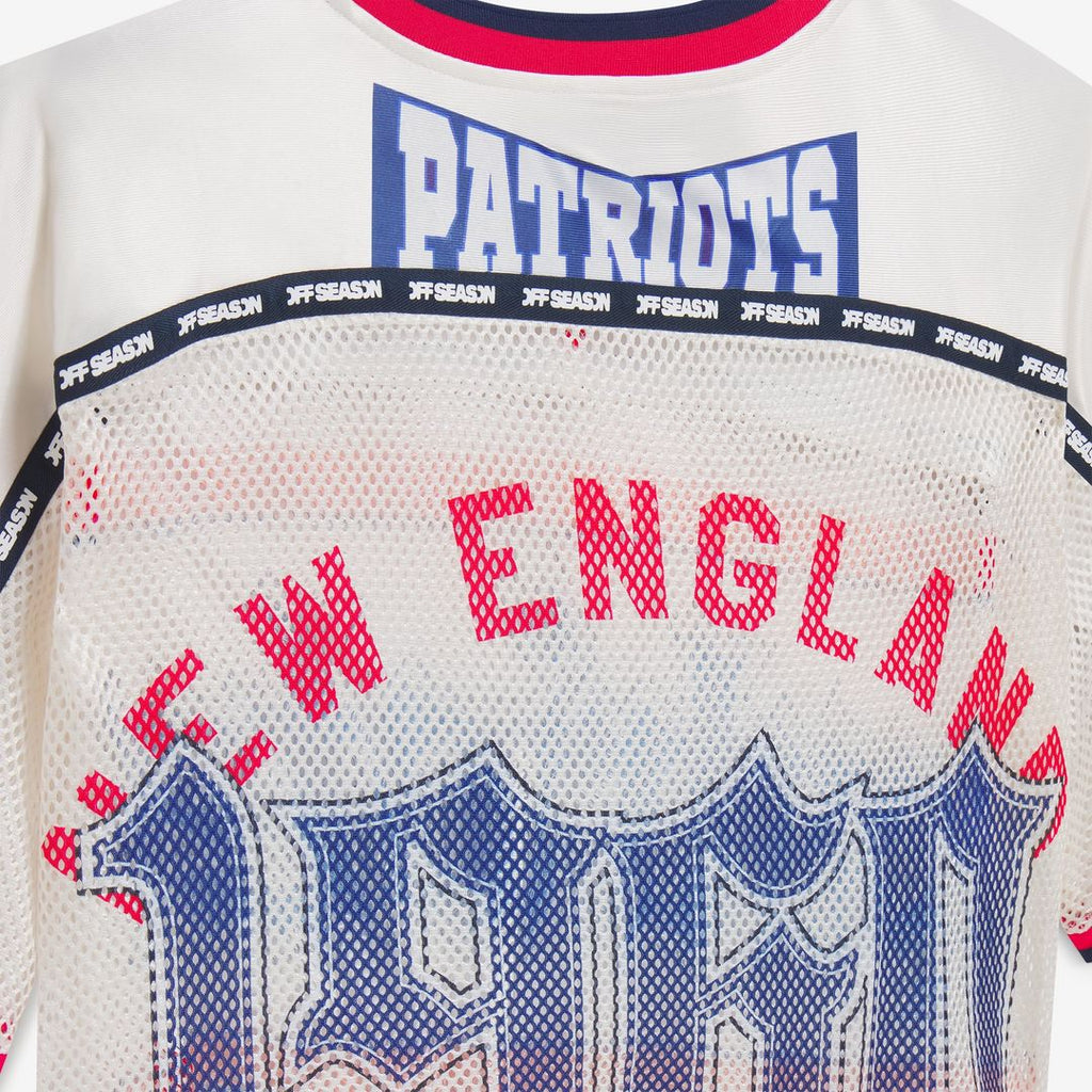New England Patriots Women's Cropped Mesh V-Neck Top - Cream