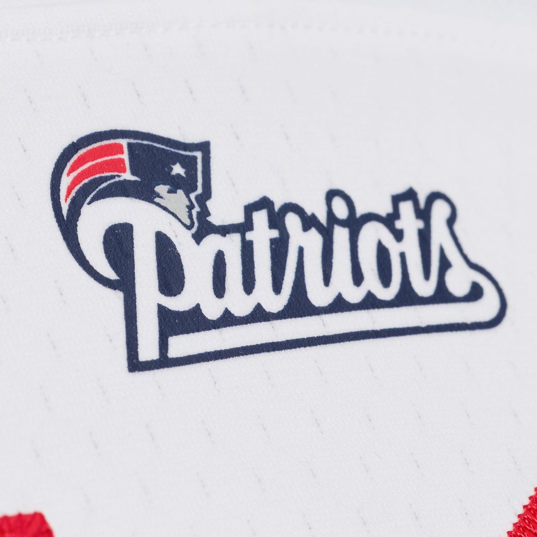 Tom Brady New England Patriots Women's 2000 Legacy Jersey - White